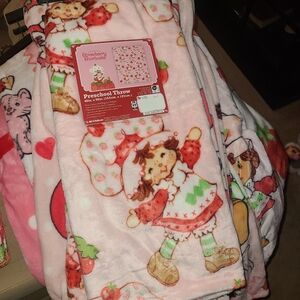 Strawberry Shortcake Blanket 🍓